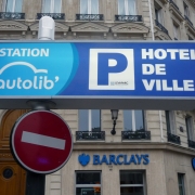 Levallois : Levaparc : Panneau Station Autolib' HDV